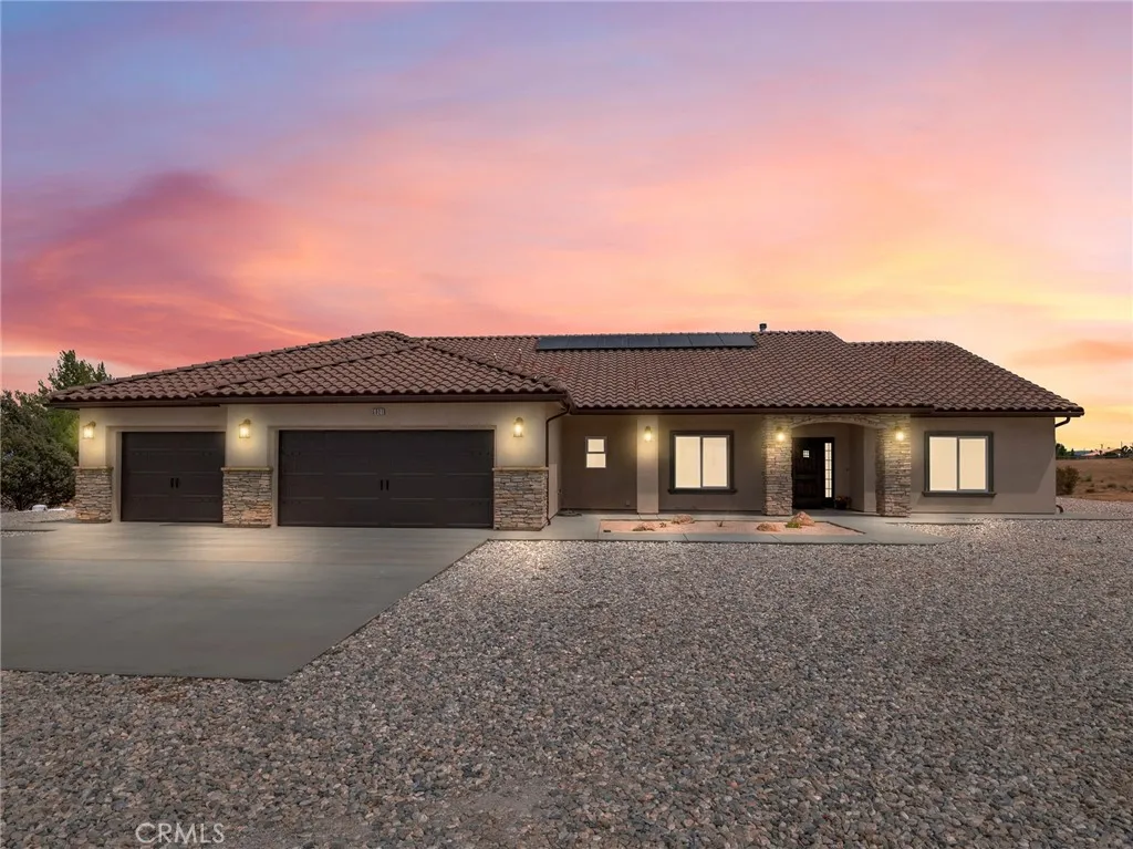 5021 Chelsea Street, Phelan, California 92371 home-pic-1
