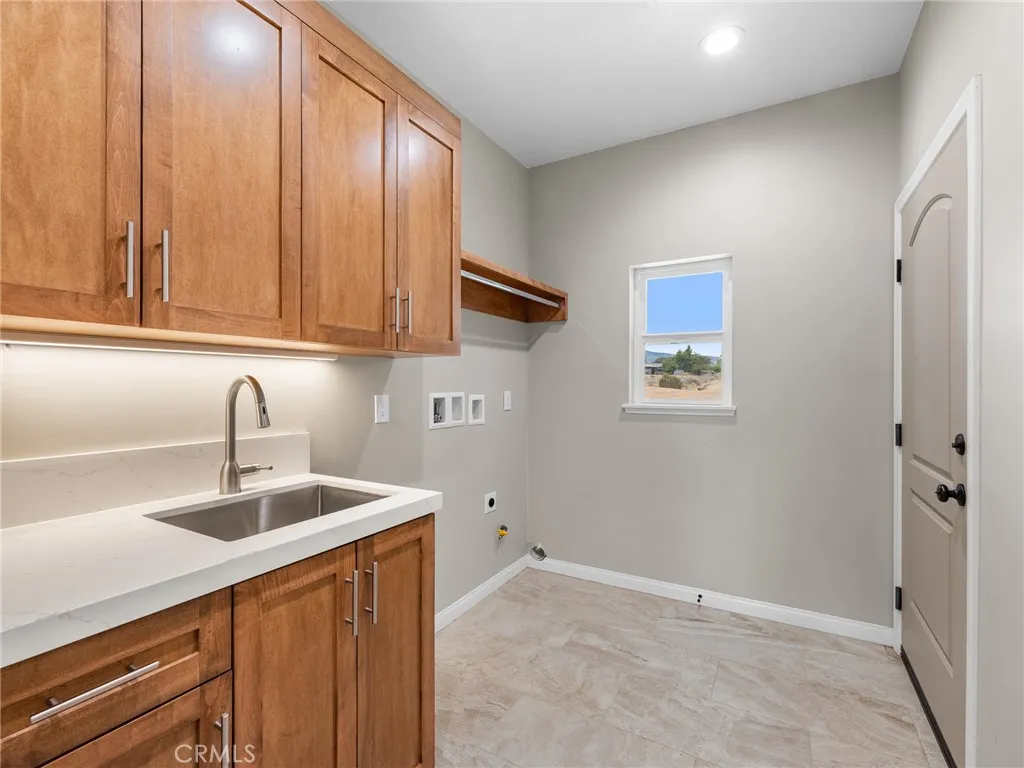5021 Chelsea Street, Phelan, California 92371 home-pic-31