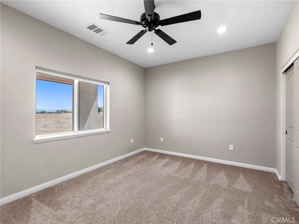 5021 Chelsea Street, Phelan, California 92371 home-pic-27