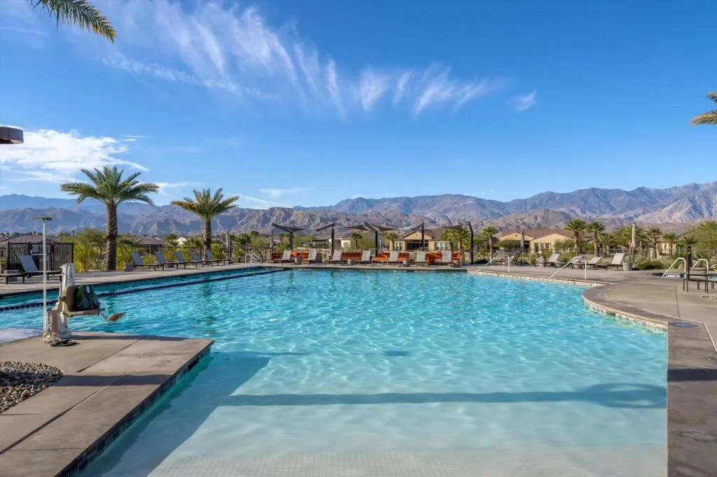 38 Zinfandel, Rancho Mirage, California 92270 home-pic-33