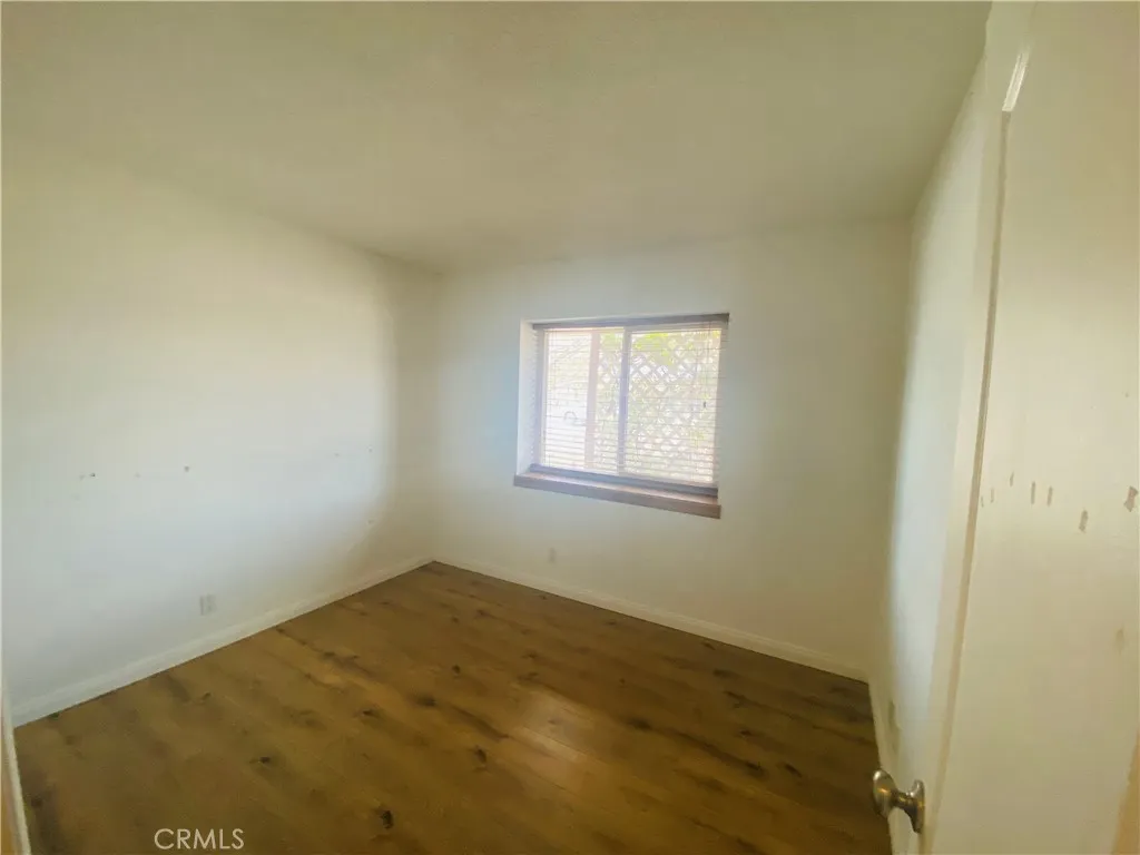 21259 Rosewood Street, Apple Valley, California 92308 home-pic-11
