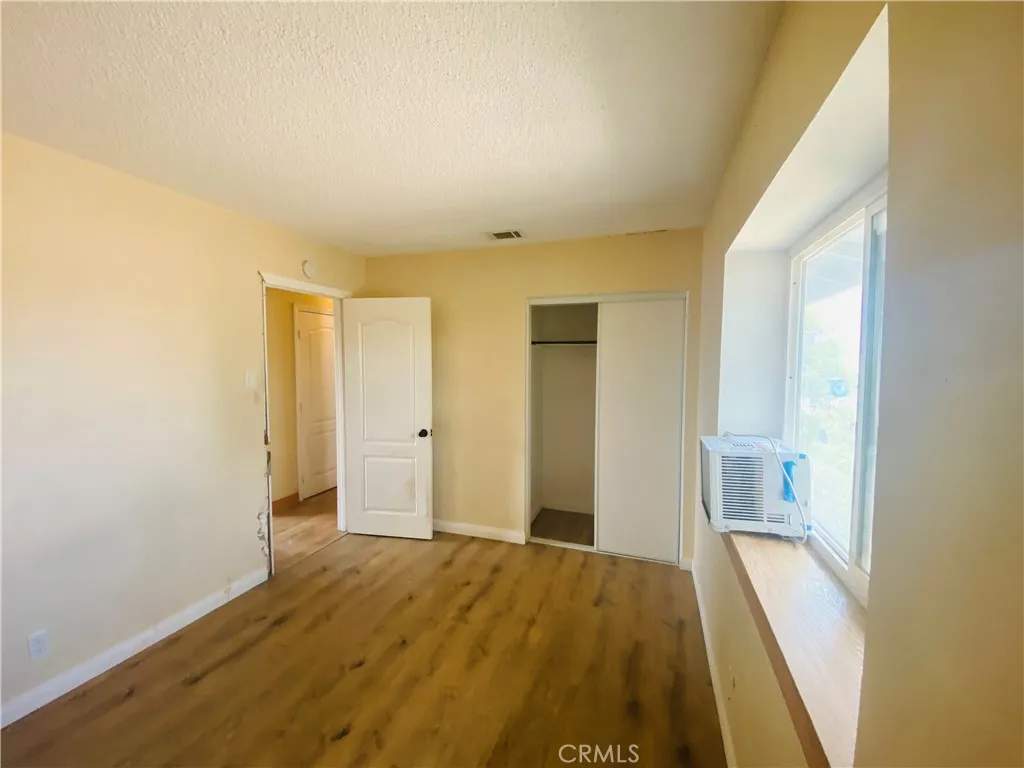21259 Rosewood Street, Apple Valley, California 92308 home-pic-15