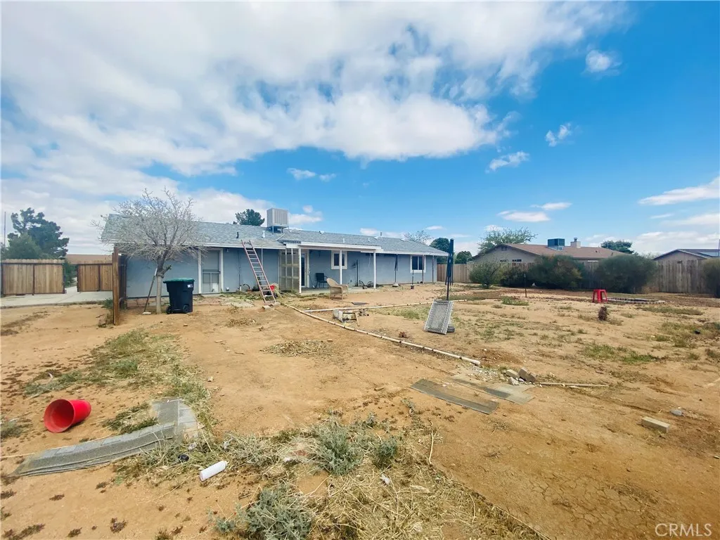 21259 Rosewood Street, Apple Valley, California 92308 home-pic-2