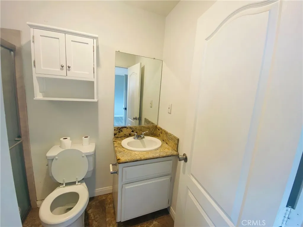 21259 Rosewood Street, Apple Valley, California 92308 home-pic-20