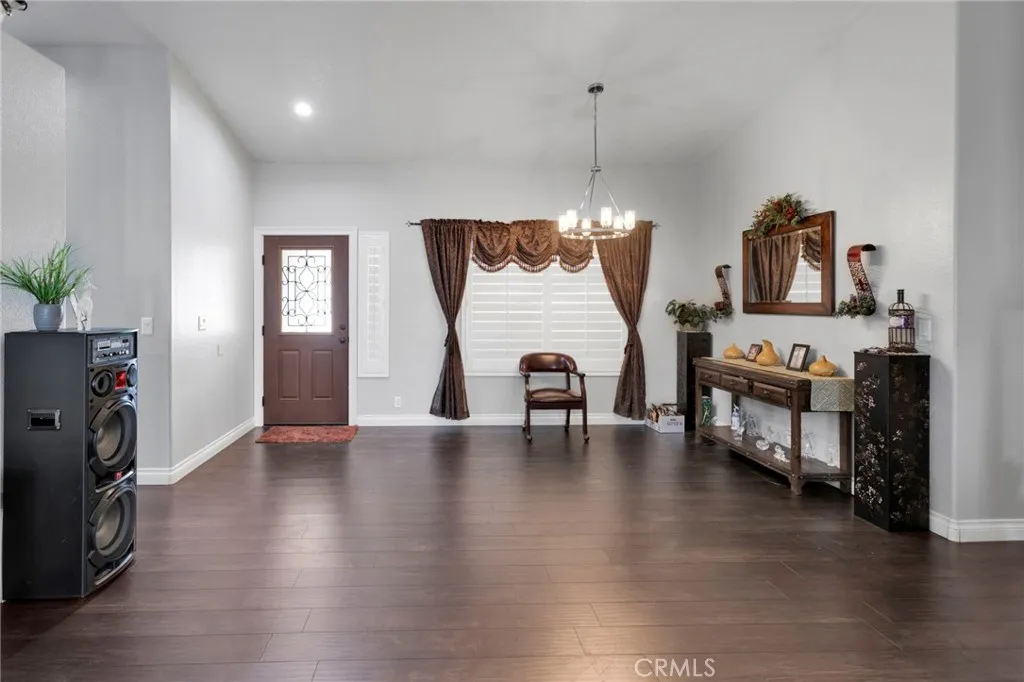 gallery-image 3