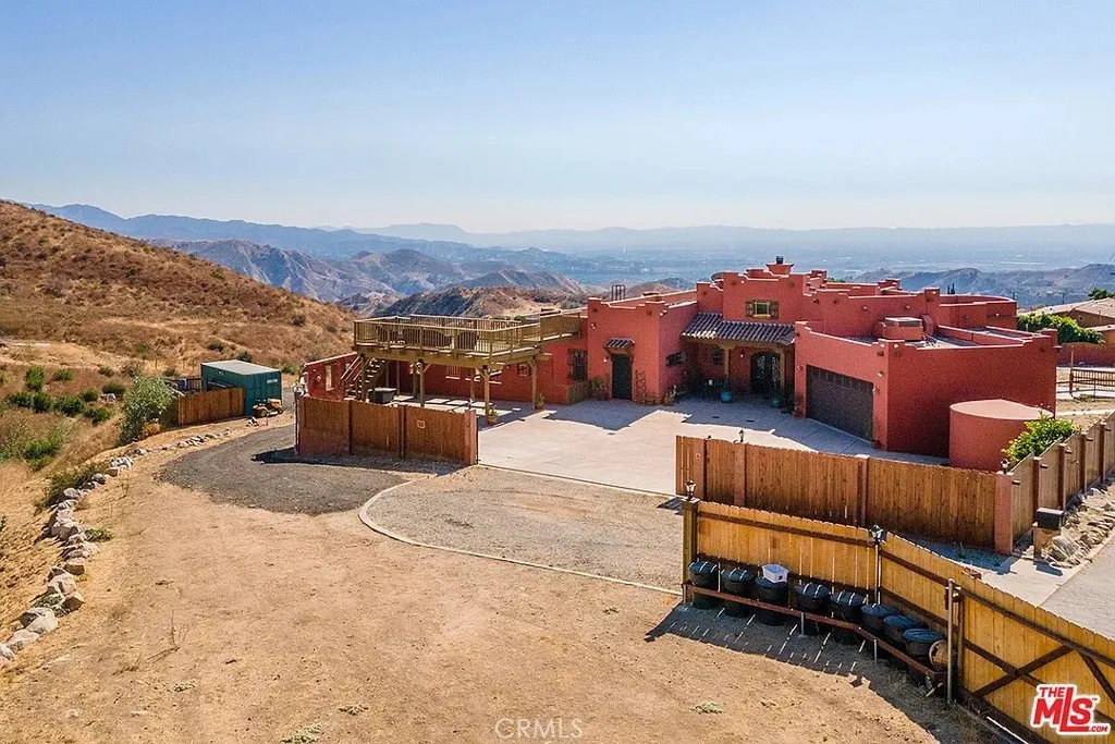 13800 Kagel Canyon Road, Sylmar, California 91342, 3 Bedrooms Bedrooms, ,3 BathroomsBathrooms,Residential,For Sale,Kagel Canyon,GD25191743
