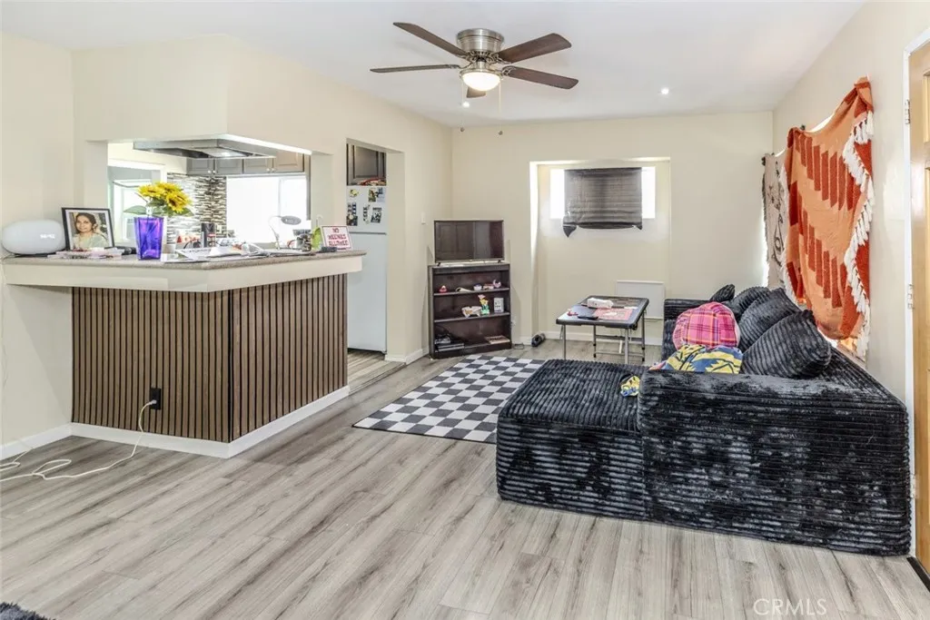 3632 W 59th Street, Los Angeles, California 90043 home-pic-17