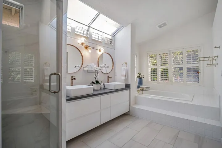 15180 Orion Rd, San Leandro, California 94579
