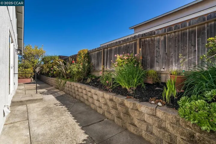 1769 Redwood Rd, Hercules, California 94547