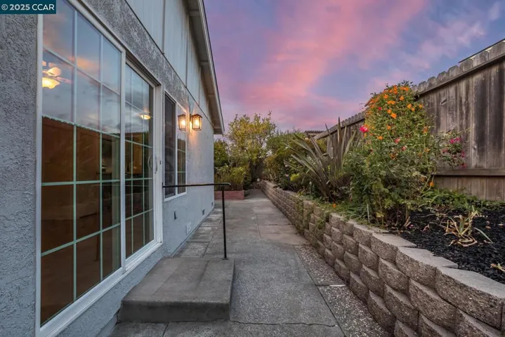 1769 Redwood Rd, Hercules, California 94547