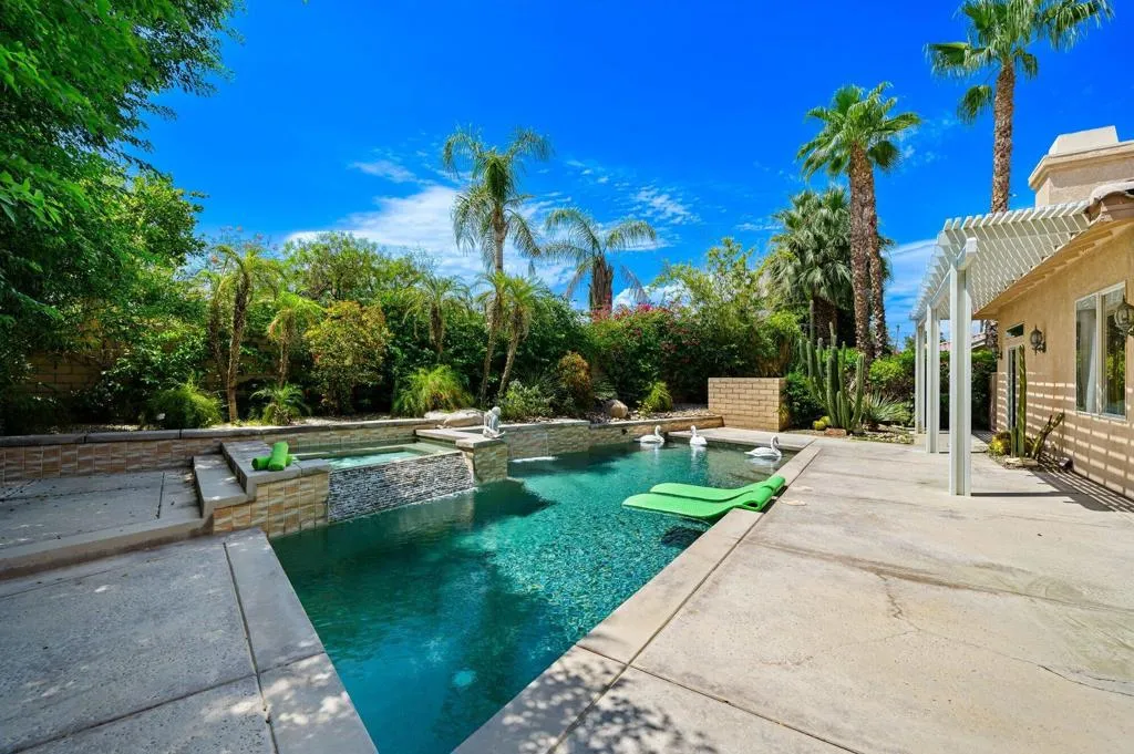 77625 Westbrook Court, Palm Desert, California 92211 home-pic-2