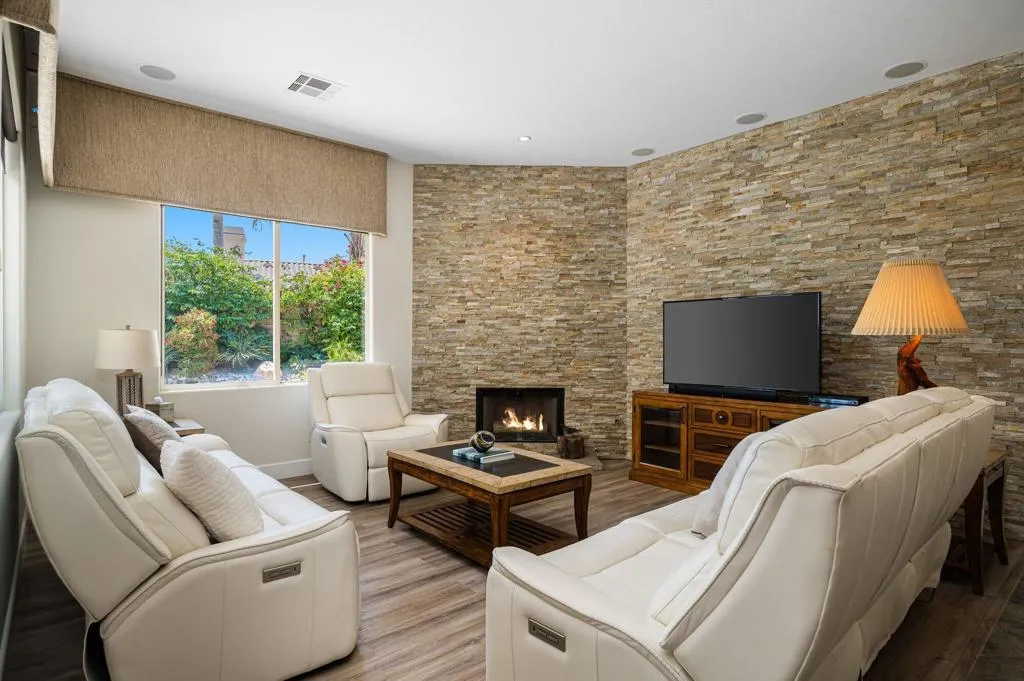 77625 Westbrook Court, Palm Desert, California 92211 home-pic-19