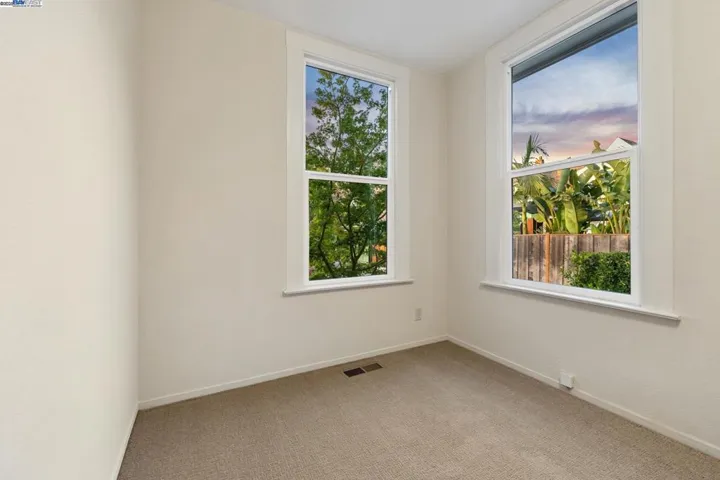 920 Centennial Ave, Alameda, California 94501