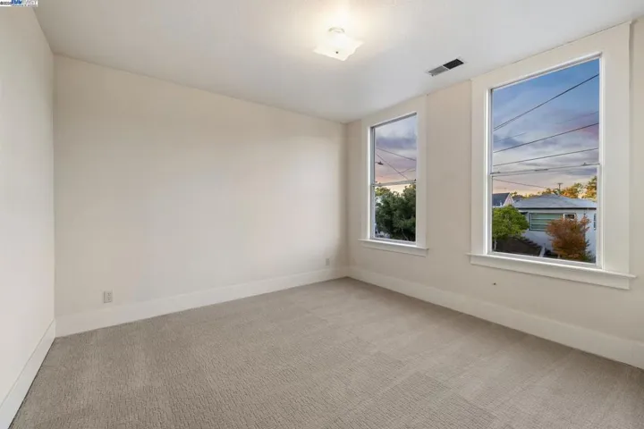 920 Centennial Ave, Alameda, California 94501