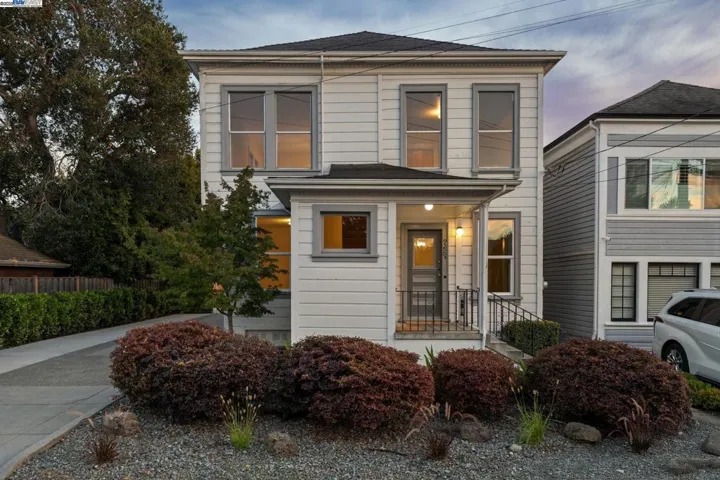920 Centennial Ave, Alameda, California 94501