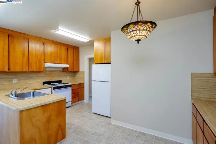 920 Centennial Ave, Alameda, California 94501