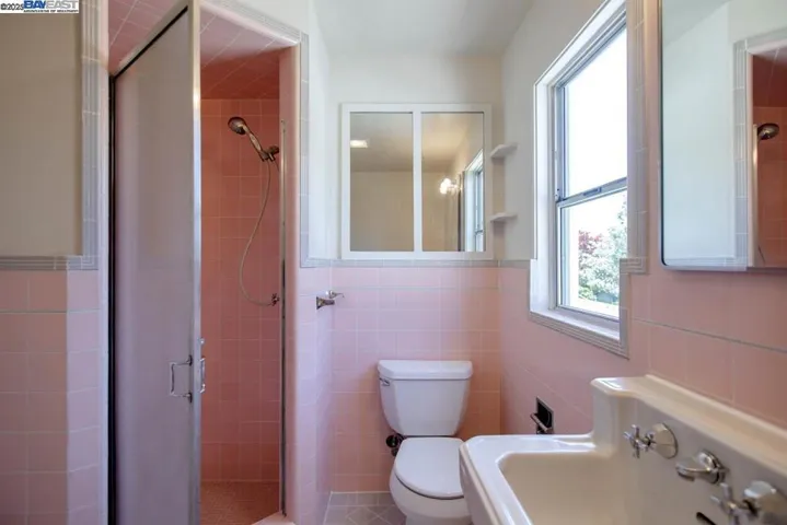 920 Centennial Ave, Alameda, California 94501