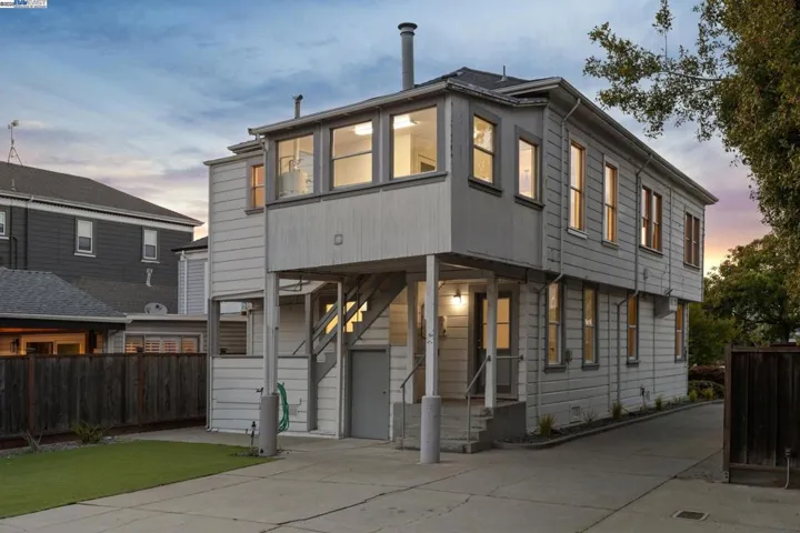 920 Centennial Ave, Alameda, California 94501