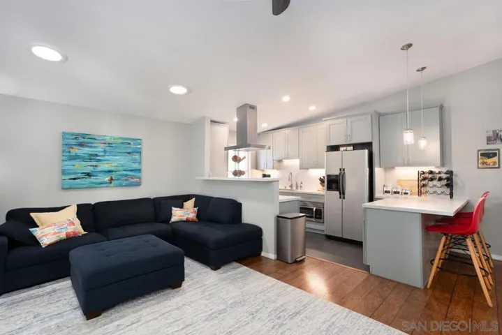 4612 Revillo Way, San Diego, California 92115