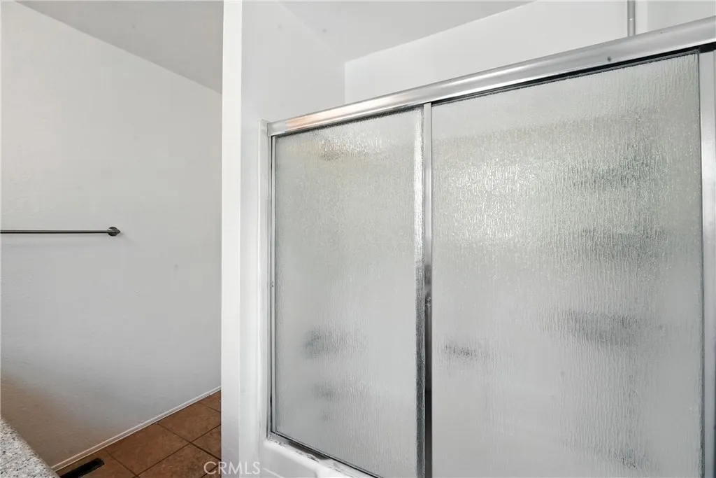 940 E 3rd Street 10, Long Beach, California 90802 home-pic-29