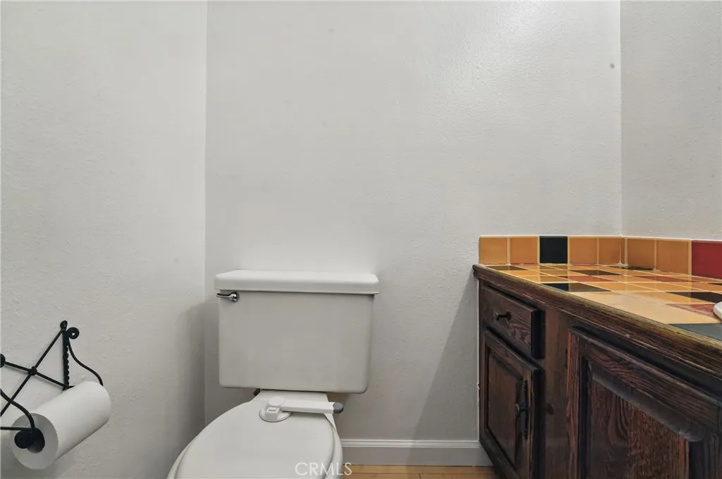 940 E 3rd Street 10, Long Beach, California 90802 home-pic-19