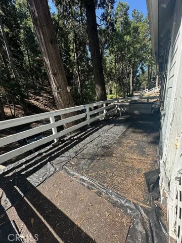 27548 Meadow Drive, Lake Arrowhead, California 92352