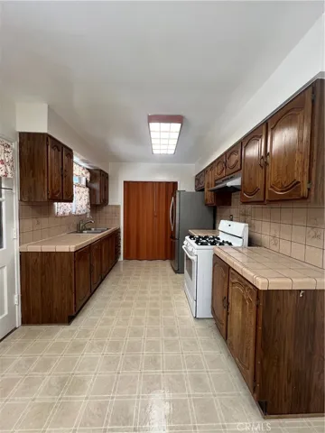 662 Kempton Avenue, Monterey Park, California 91755