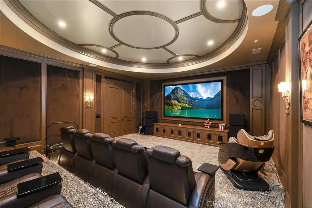 935 W Foothill Boulevard, Arcadia, California 91006 home-pic-49