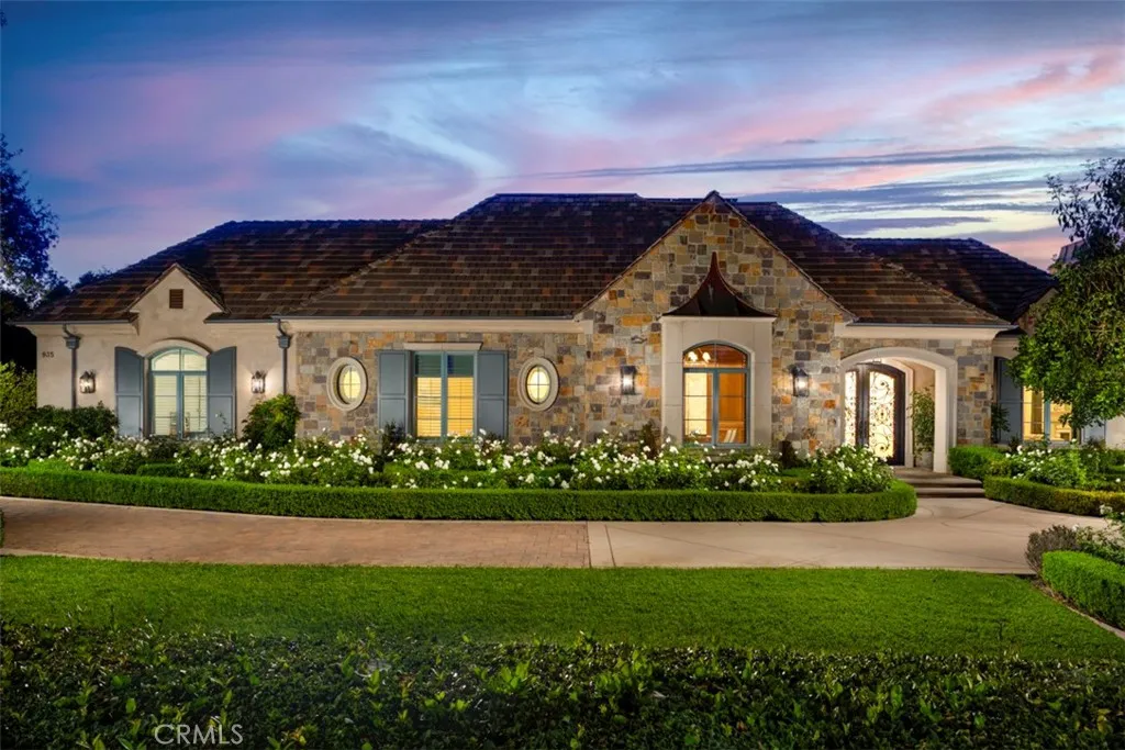 935 W Foothill Boulevard, Arcadia, California 91006 home-pic-0