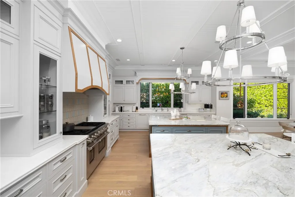 935 W Foothill Boulevard, Arcadia, California 91006 home-pic-45