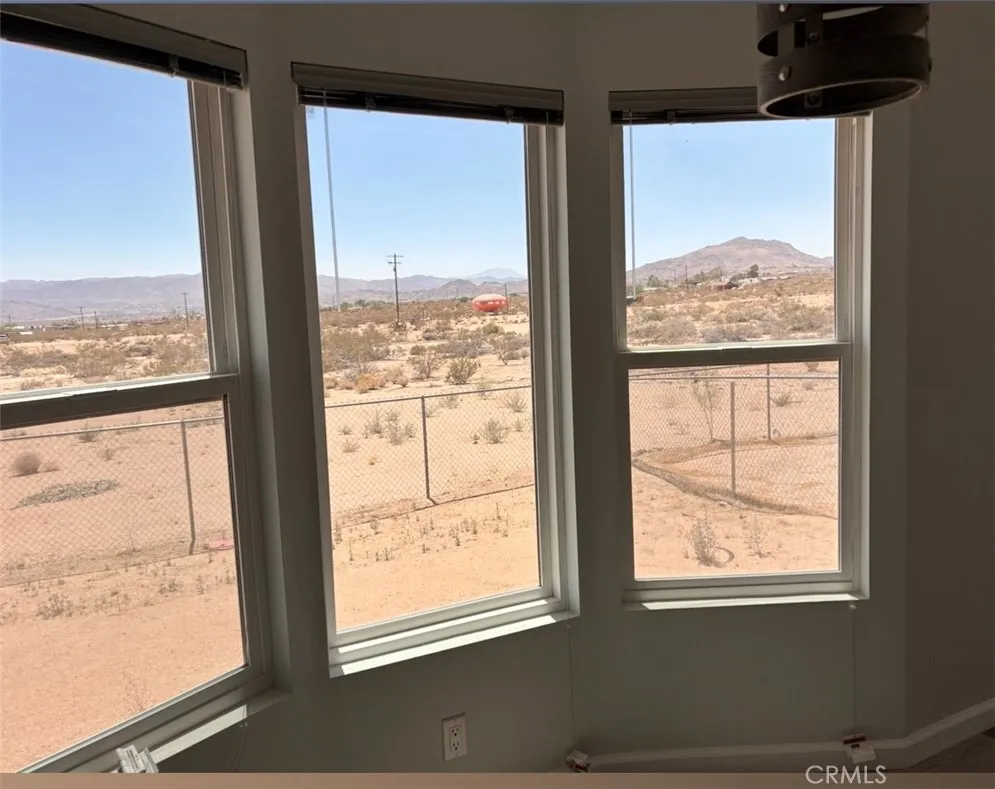 63136 Sunny Sands Drive, Joshua Tree, California 92252 home-pic-20
