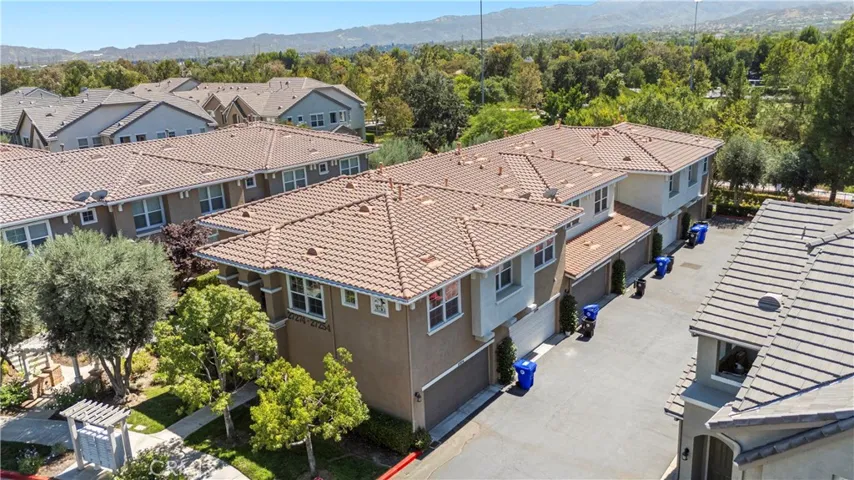 27274 Magnolia Lane, Valencia, California 91354