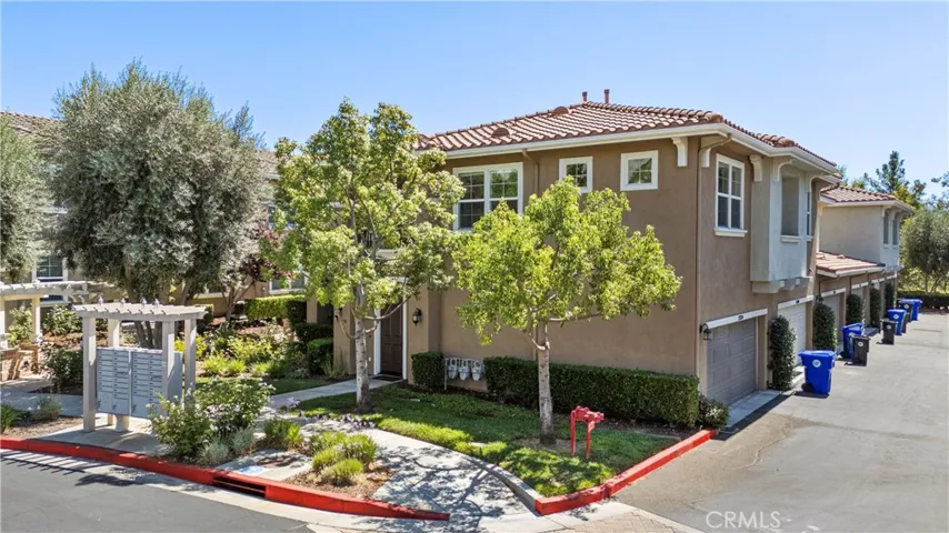 27274 Magnolia Lane, Valencia, California 91354