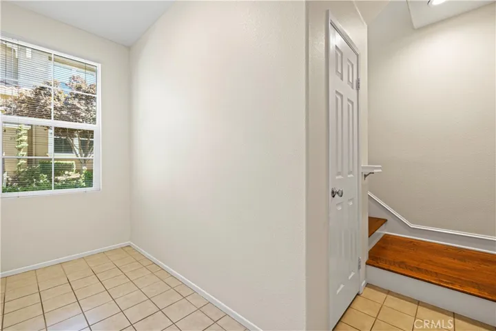 27274 Magnolia Lane, Valencia, California 91354