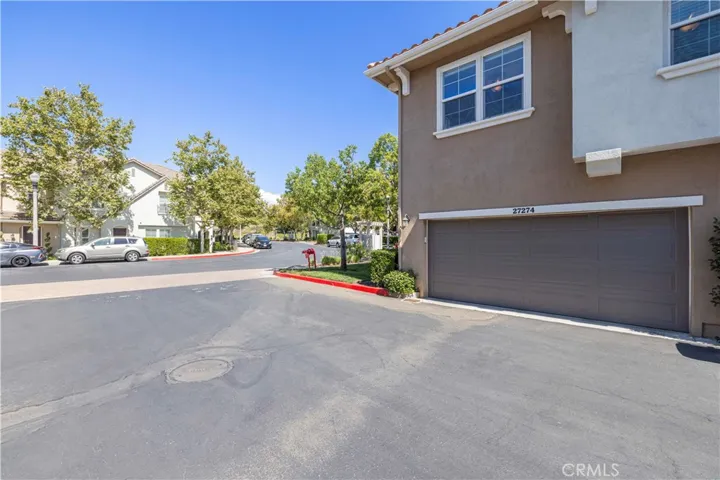 27274 Magnolia Lane, Valencia, California 91354