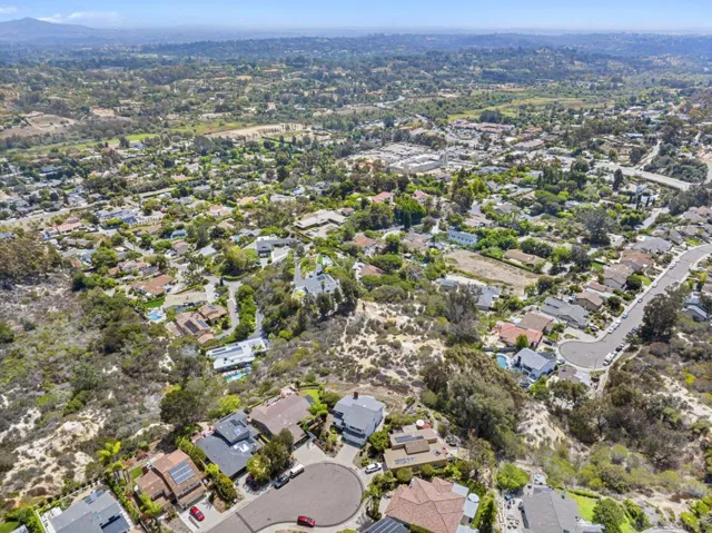201 Meadow Vista Way, Encinitas, California 92024