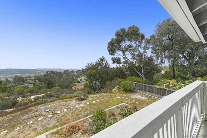 201 Meadow Vista Way, Encinitas, California 92024