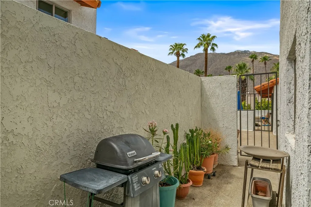 280 S Avenida Caballeros 223, Palm Springs, California 92262 home-pic-9