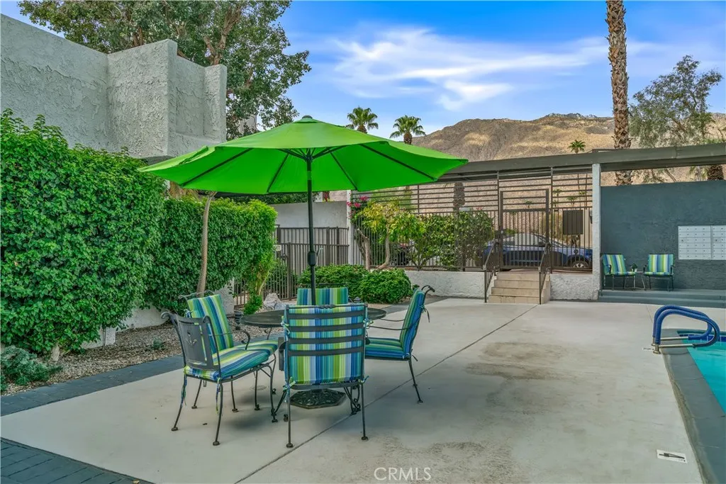 280 S Avenida Caballeros 223, Palm Springs, California 92262 home-pic-31