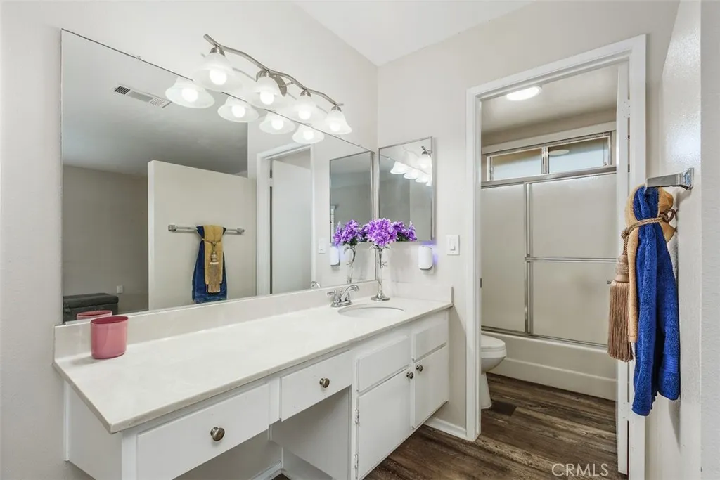 27958 Foxfire Street, Menifee, California 92586 home-pic-19