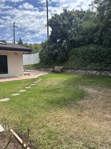 6908 Willowtree Drive, Rancho Palos Verdes, California 90275