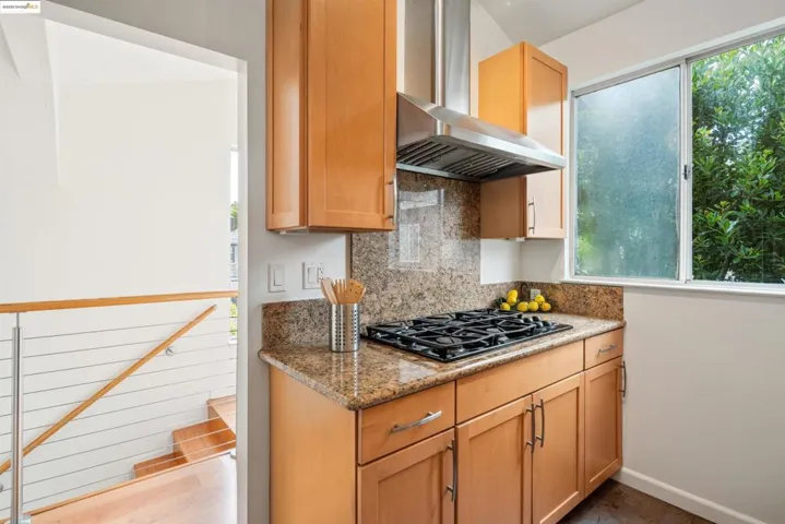 1812 Dwight Way 1-2, Berkeley, California 94703