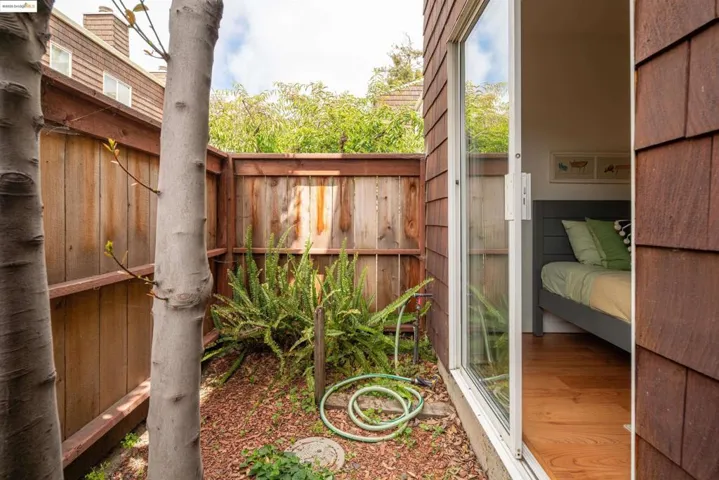 1812 Dwight Way 1-2, Berkeley, California 94703