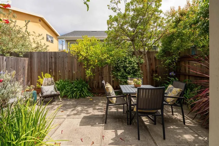1812 Dwight Way 1-2, Berkeley, California 94703