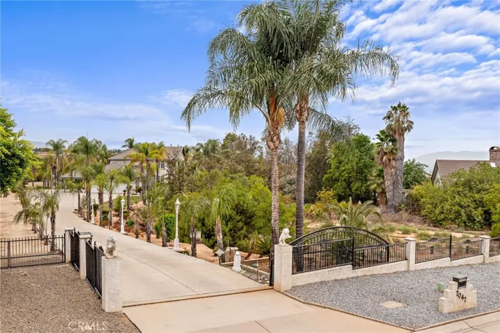 7047 Golden Vale Drive, Riverside, California 92506