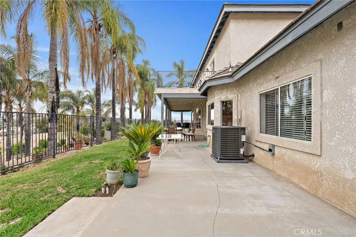 7047 Golden Vale Drive, Riverside, California 92506