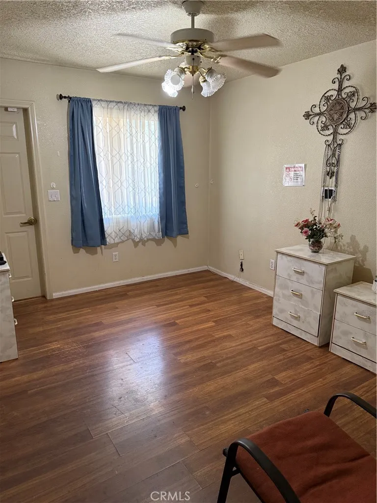 21160 Us Highway 18, Apple Valley, California 92307 home-pic-11