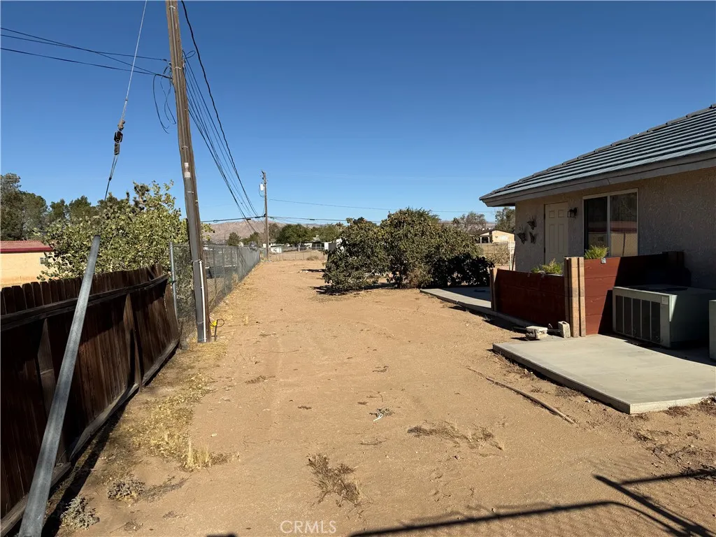 21160 Us Highway 18, Apple Valley, California 92307 home-pic-17