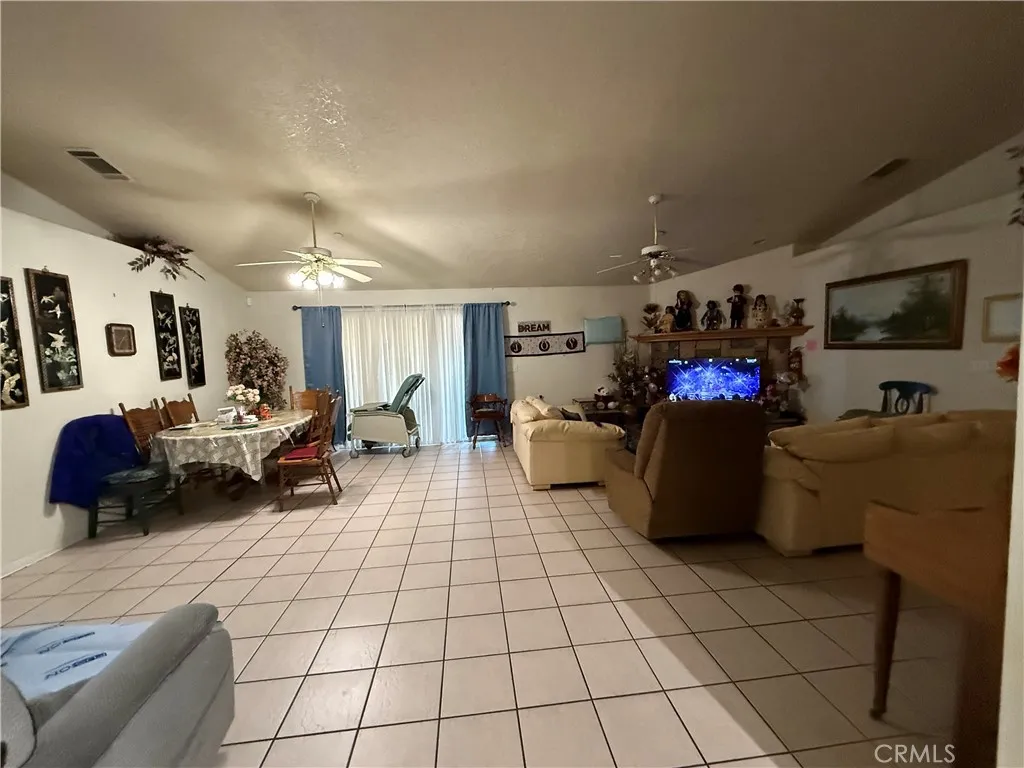 21160 Us Highway 18, Apple Valley, California 92307 home-pic-10