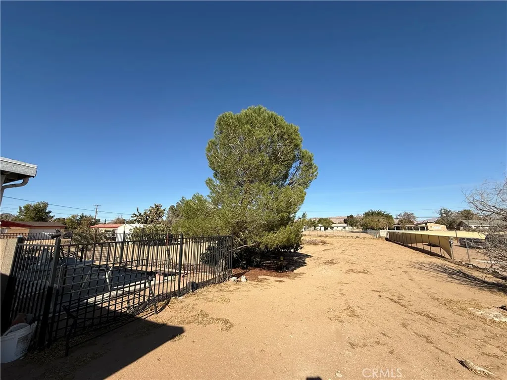 21160 Us Highway 18, Apple Valley, California 92307 home-pic-15